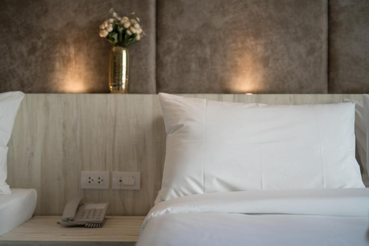 Destination Patong Hotel Bagian luar foto