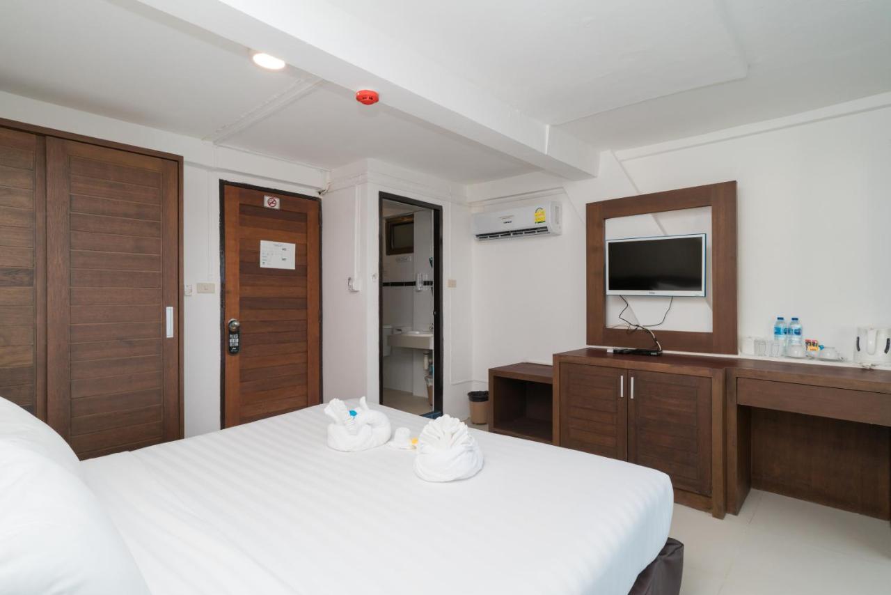 Destination Patong Hotel Bagian luar foto